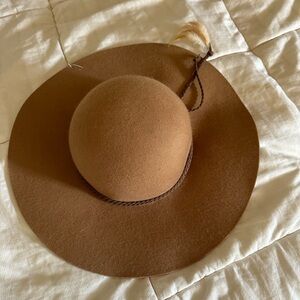 Steve Madden hat